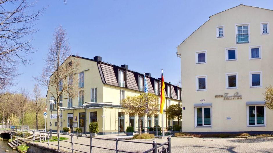 Hotel Zur Post Exterior