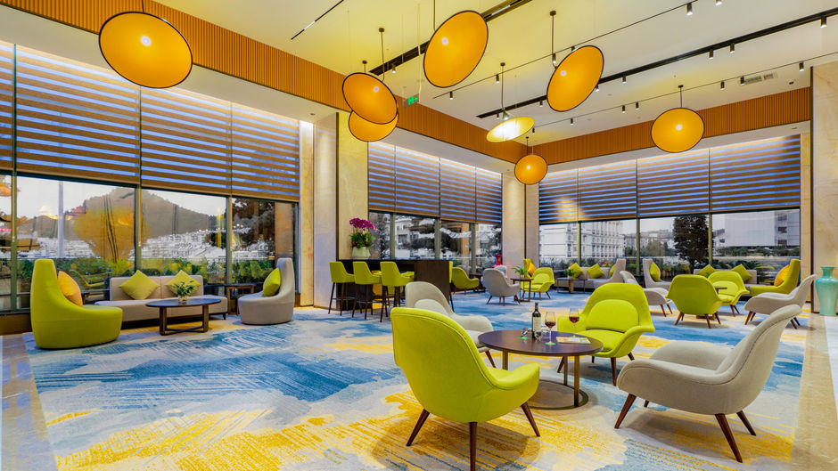 Holiday Inn One Thousand Island Lake Restaurant
