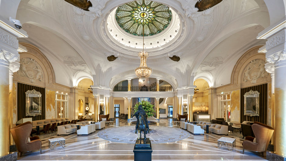 Hotel de Paris Monte-Carlo Lobby