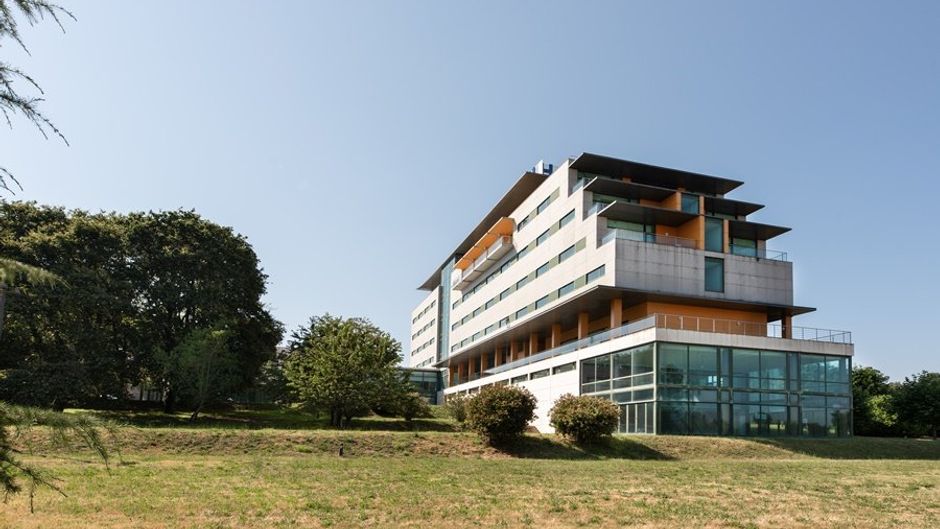 Exe Via Argentum Exterior