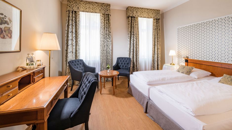 Hotel Kaiserhof Room