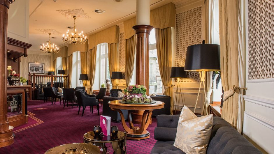 Hotel Kaiserhof Lobby