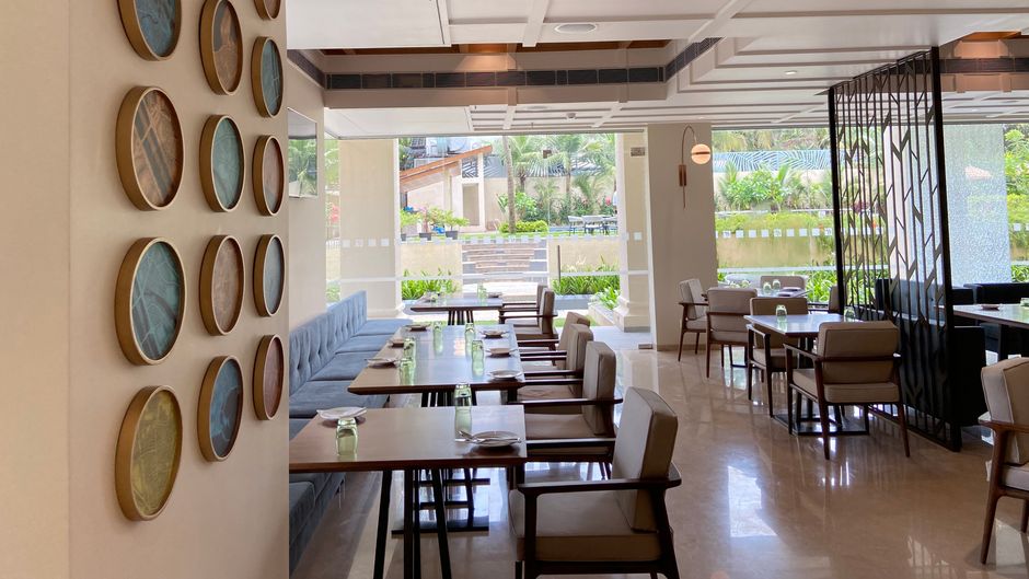 Holiday Inn Goa Candolim Restaurant