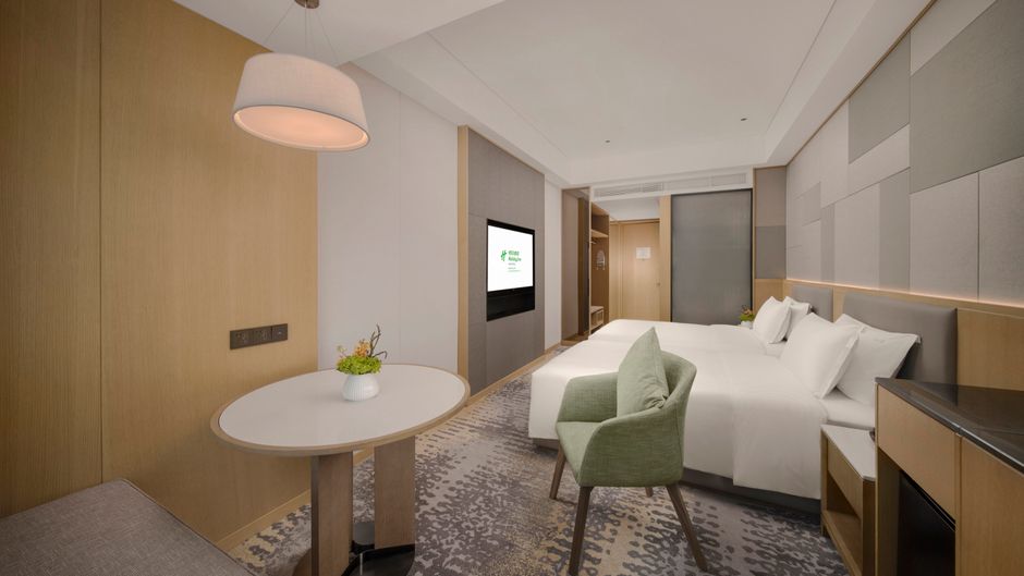 Holiday Inn Qinhuangdao Haigang Room