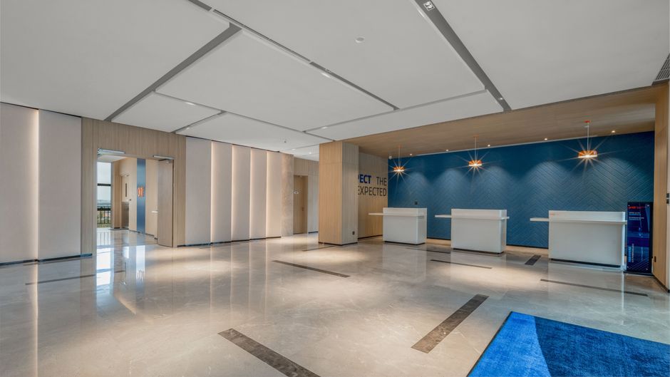 Holiday Inn Express Rongcheng S&T Park Lobby
