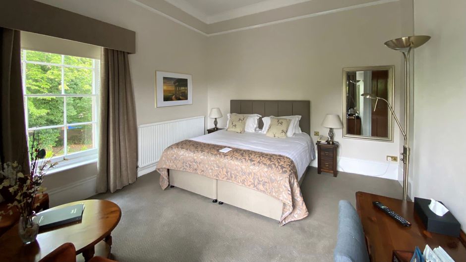 Reigate Manor Suite