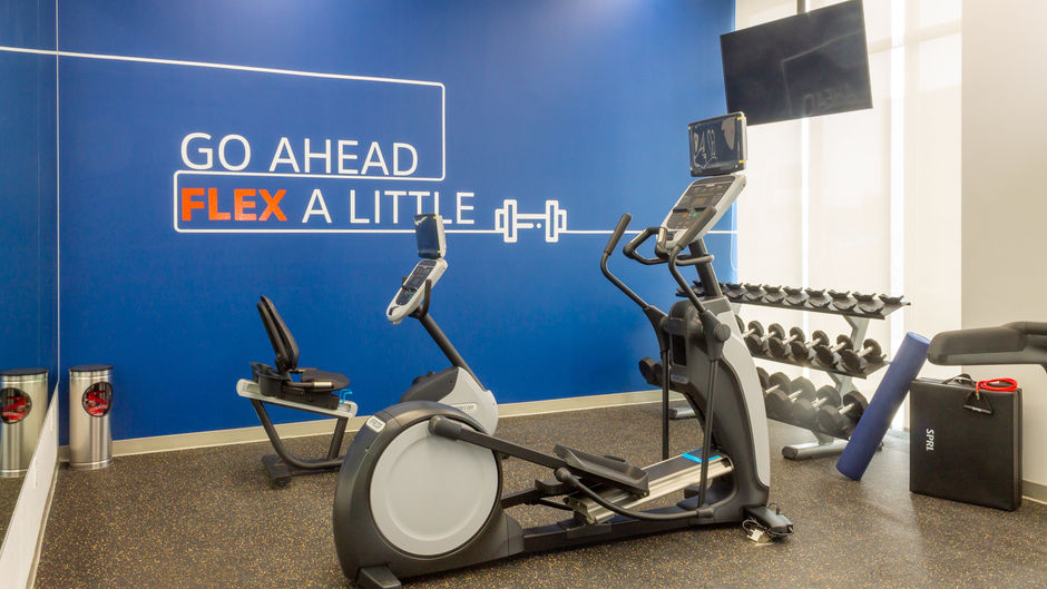 Holiday Inn Express & Suites Otay Health Club