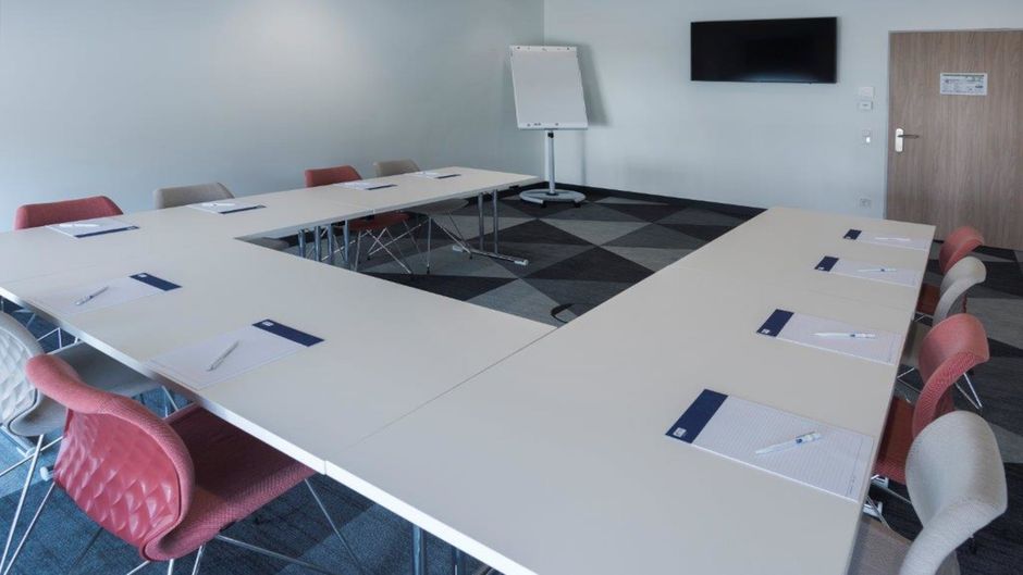 Holiday Inn Express Wiesbaden Meeting