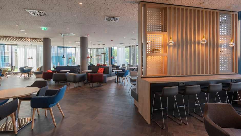 Holiday Inn Express Hauptbahnhof Lobby