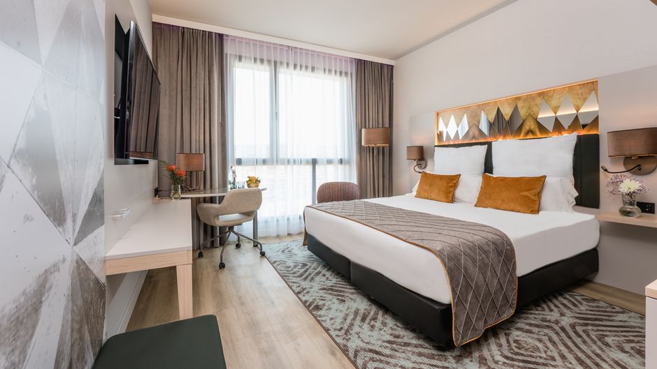 Leonardo Royal Hotel Barcelona Fira Room