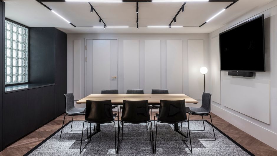 Kimpton St Honore Paris Meeting