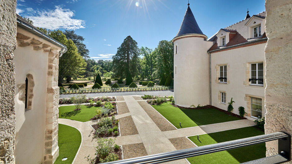Chateau Saint-Jean Exterior