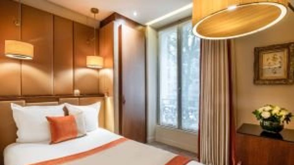 Hotel de la Bourdonnais Room