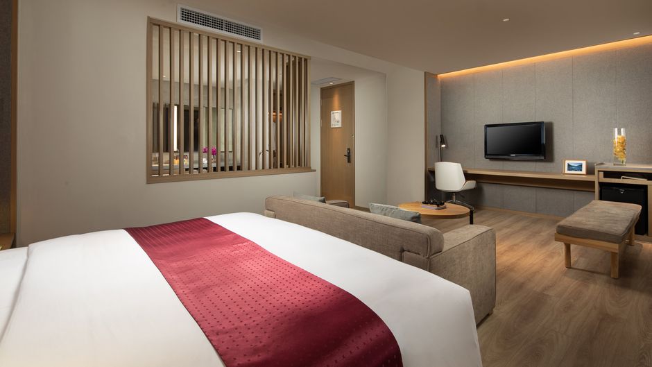 Holiday Inn Batang Room