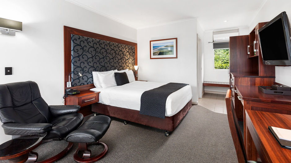 Commodore On The Park Room