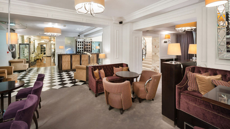 Hotel Bastion Lobby