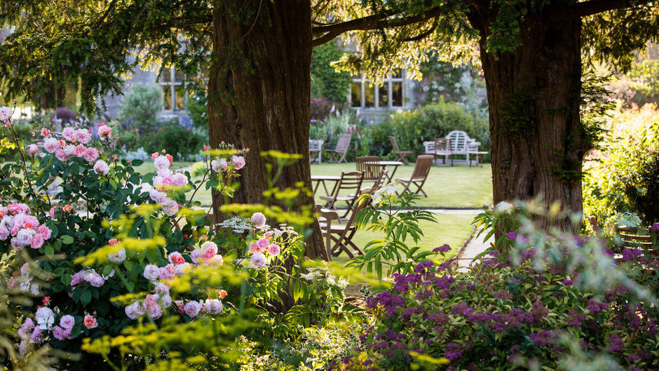 Gravetye Manor Hotel Exterior