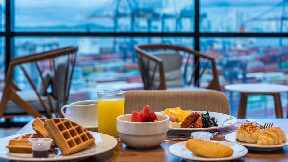 Holiday Inn Express Cartagena Manga Restaurant