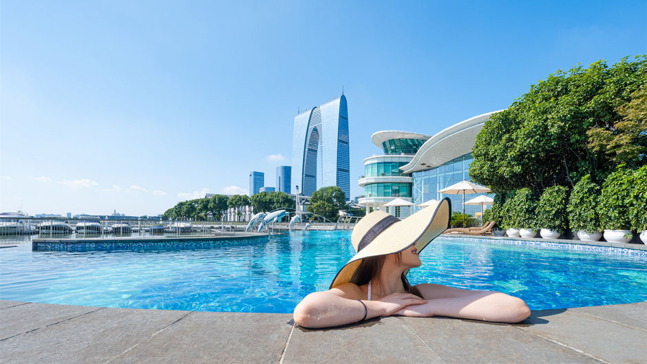 Crowne Plaza Suzhou Pool