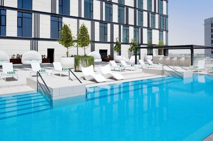 Holiday Inn Dubai Al-Maktoum Airport