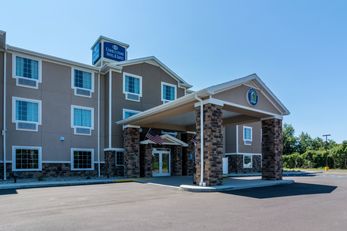 Cobblestone Hotel & Suites Greenville