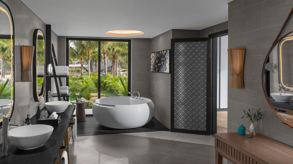 Crowne Plaza Phu Quoc Starbay Room