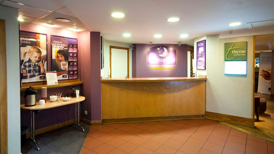 Premier Inn Glasgow Airport Lobby