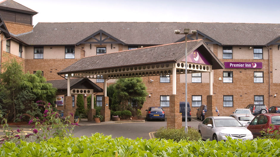 Premier Inn Glasgow Airport Exterior