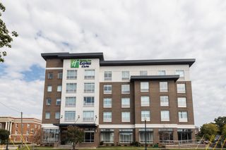 Holiday Inn Exp-Stes Downtown, The Vista