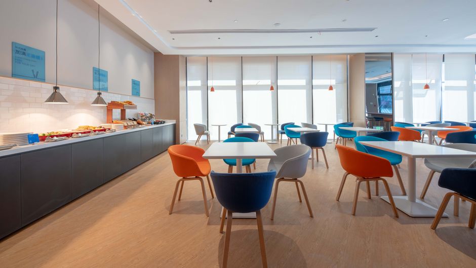 Holiday Inn Express North Gateway Restaurant