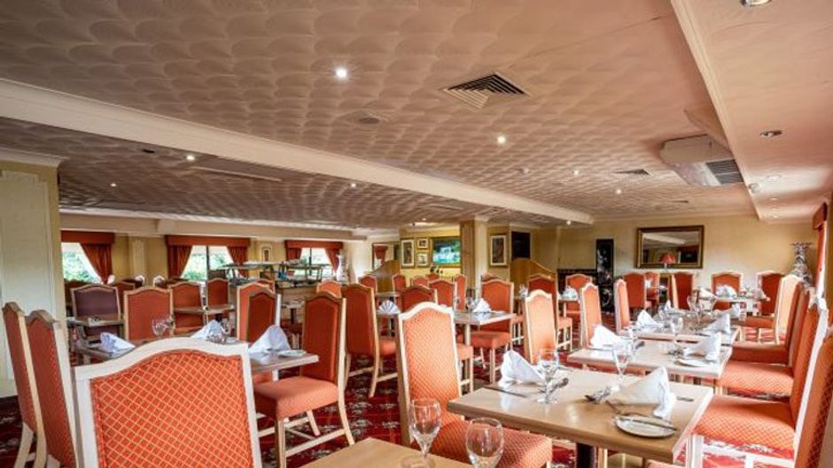 Lakeside International Hotel Restaurant