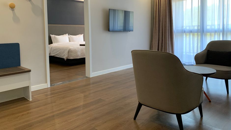 Holiday Inn Express Nanjing Happy Valley Suite