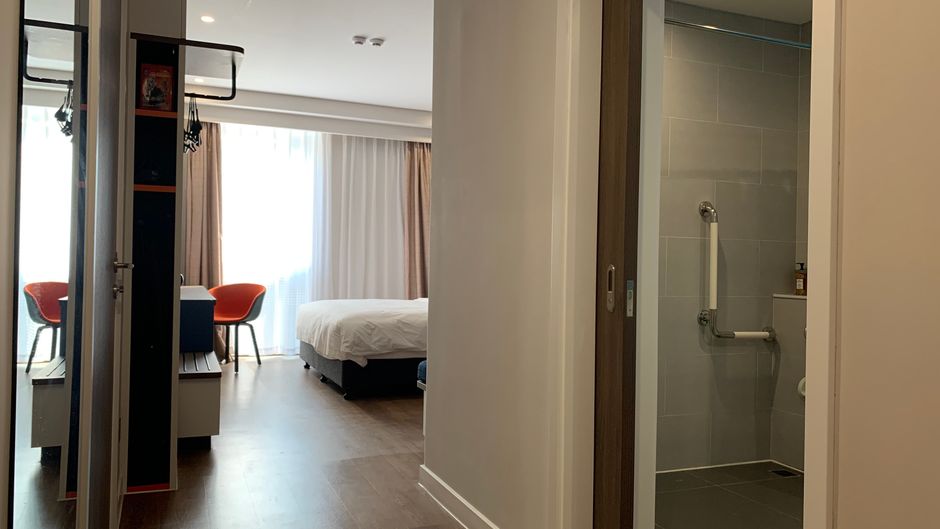 Holiday Inn Express Nanjing Happy Valley Room