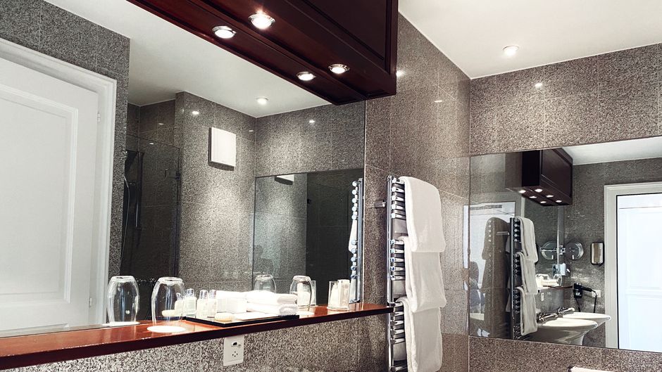 Hotel des Trois Couronnes Room