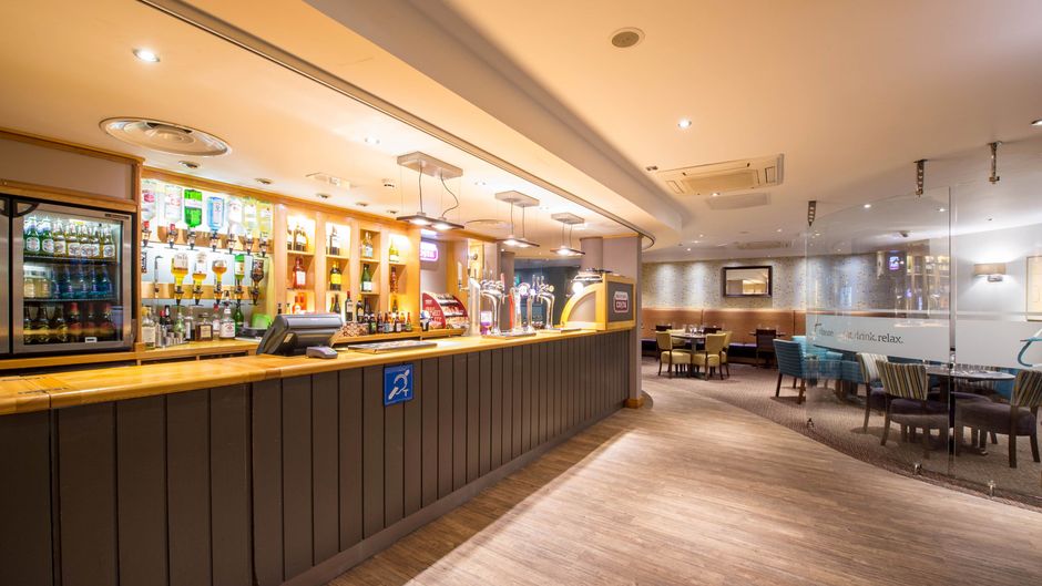 Premier Inn Liverpool City Centre Lobby