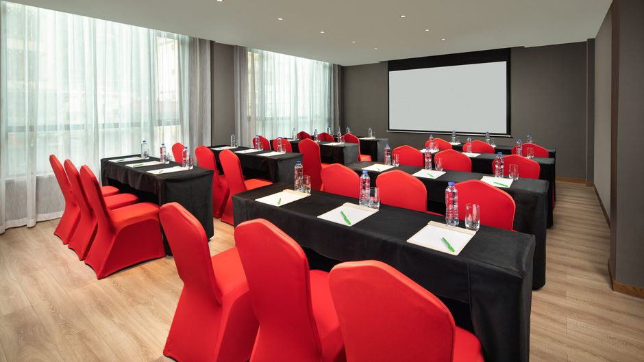 Holiday Inn Batang Meeting