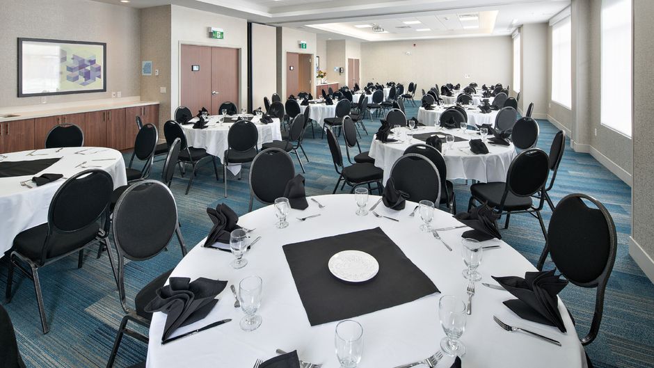 Holiday Inn Express Hinton Meeting
