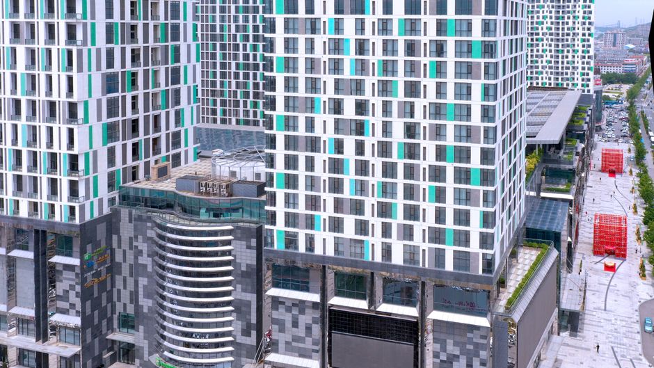 Holiday Inn Express Yingkou Onelong Plaz Exterior