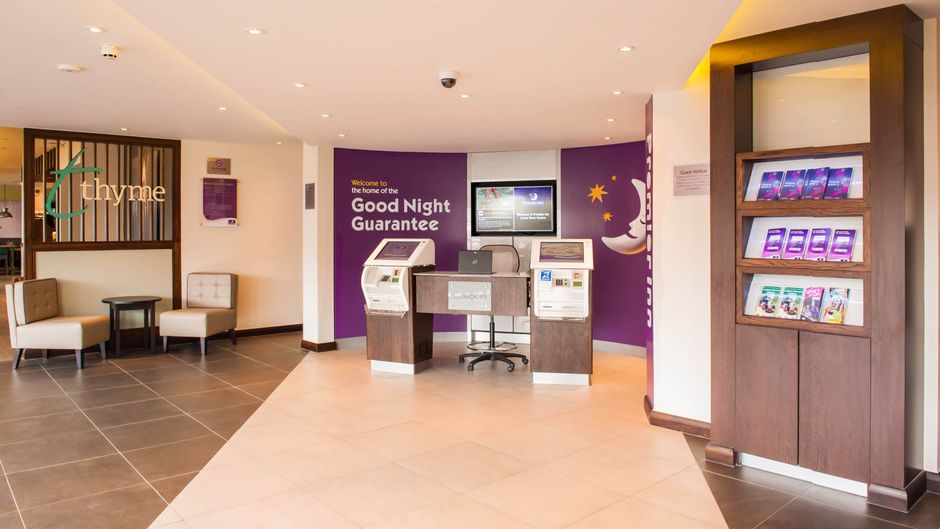Premier Inn Luton Town Centre Lobby