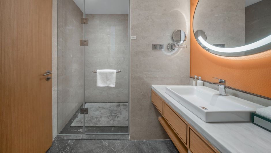 Holiday Inn Luzhou Longjian Room