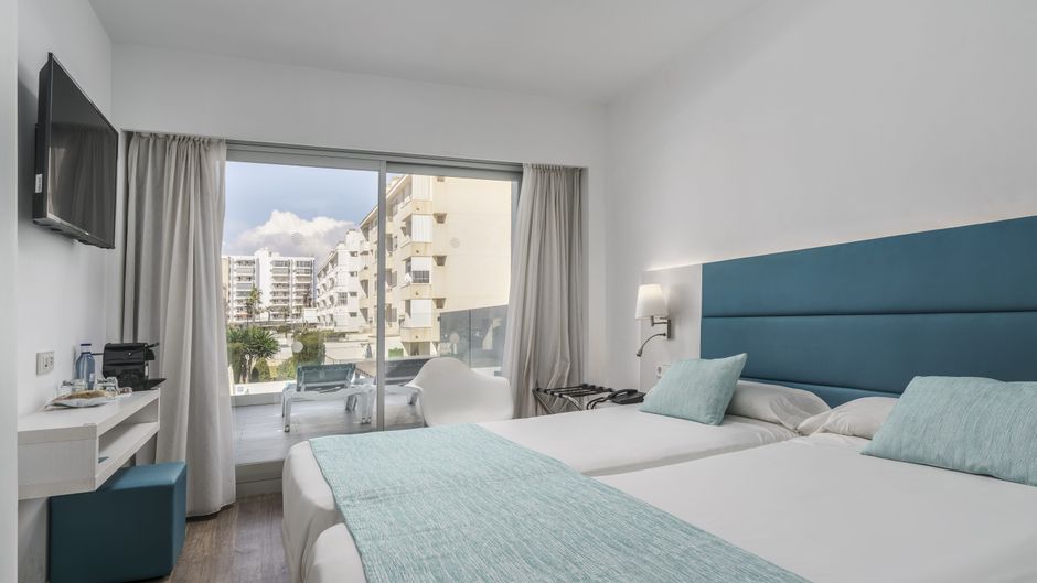 Alua Leo Hotel Room