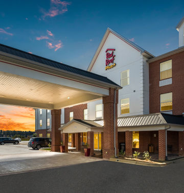 Red Roof PLUS & Suites Bessemer