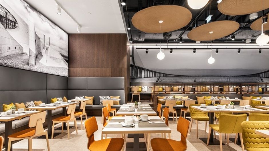 Ikonik Lisbon Restaurant