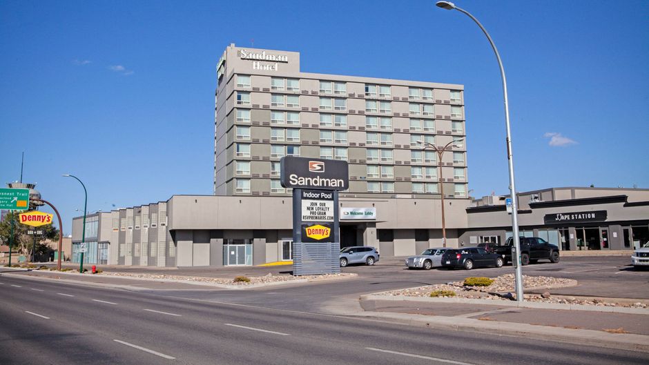 Sandman Hotel Lethbridge Exterior