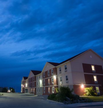 Red Roof Inn & Suites Dickinson