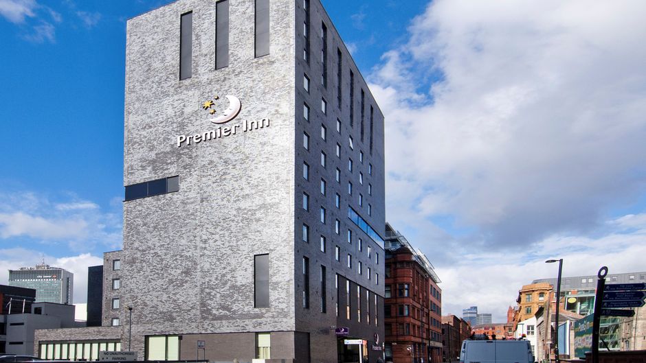 Premier Inn Manchester C. C. Piccadilly Exterior