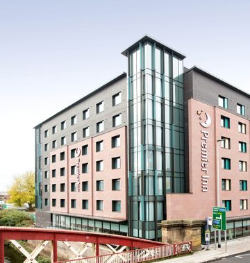 Premier Inn Manchester Salford Central