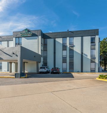 HomeTowne Studios Newport News - Hampton