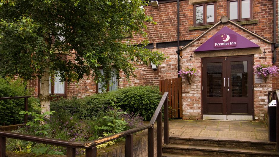 Premier Inn Chorley North Exterior