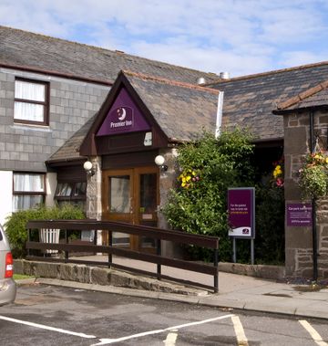 Premier Inn Dundee West